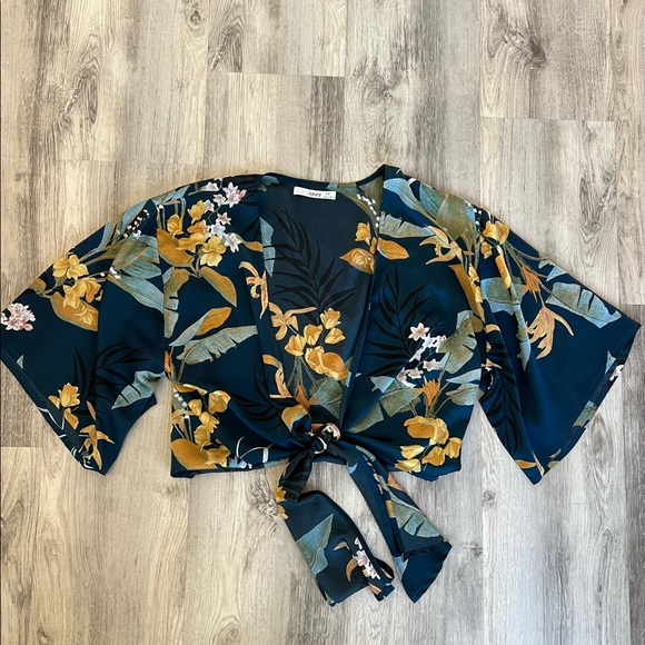 top - Picture 2 of 2